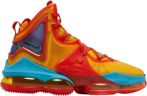 NIKE LEBRON 19